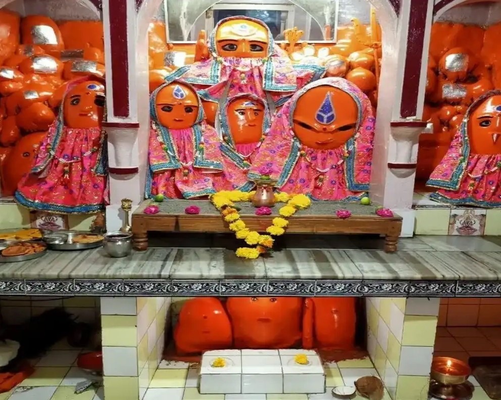 Chousath yogini temple